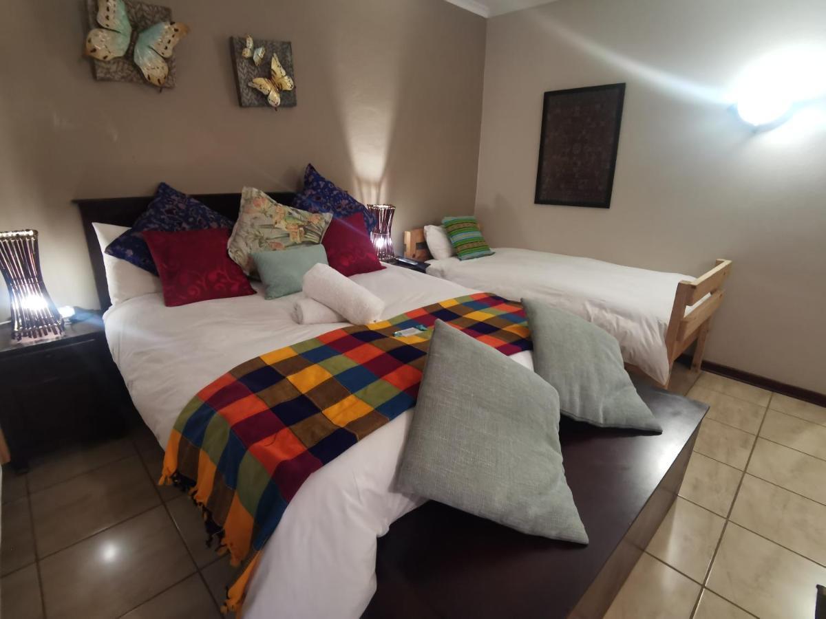 Sun Deck Lodge Hartbeespoort Exterior foto